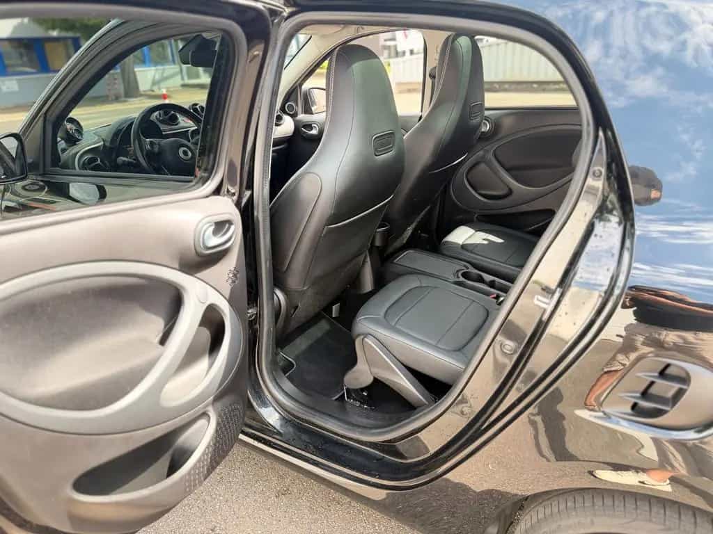 Smart ForFour Brabus JBL*LEDER*PANO*FULL*ORGINAL KM 04/2017-photo-21