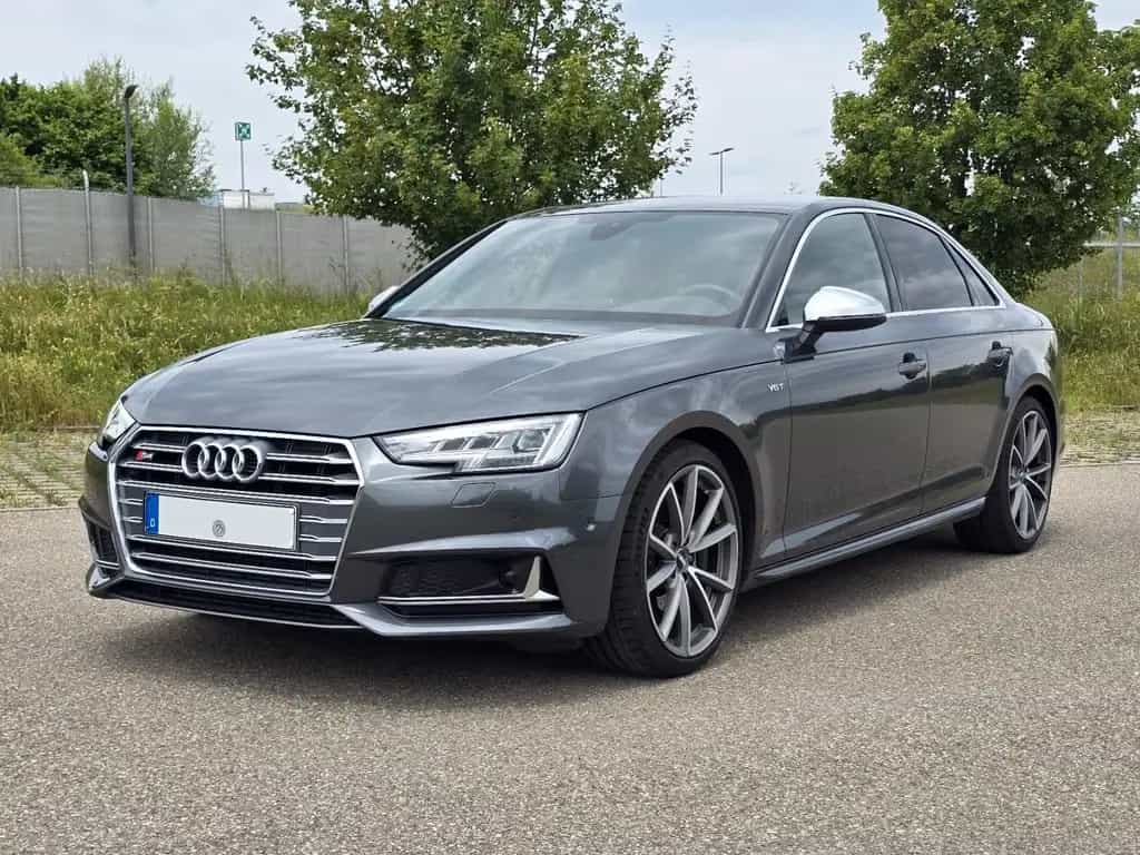 Audi S4 3.0 TFSI quattro SportDiff B&O 1Hand 05/2018-photo-0