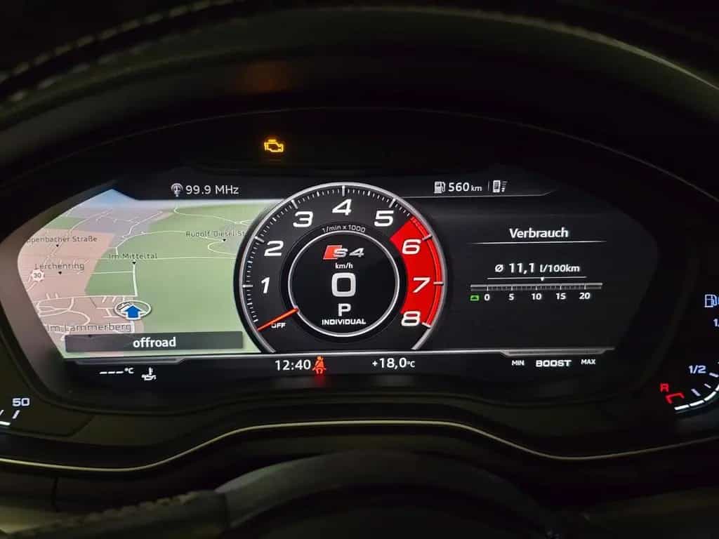 Audi S4 3.0 TFSI quattro SportDiff B&O 1Hand 05/2018-photo-11