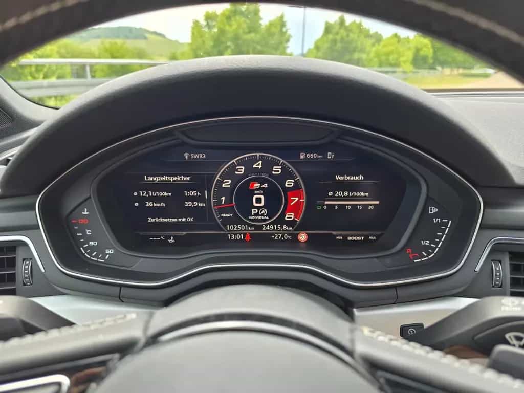 Audi S4 3.0 TFSI quattro SportDiff B&O 1Hand 05/2018-photo-9