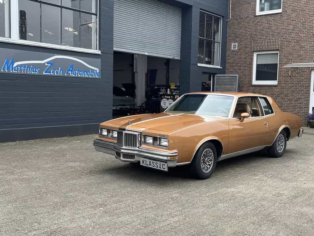 Pontiac Other Grand Prix 5,0 V 8 * Schweizer Fahrzeug * 03/1978-photo-1