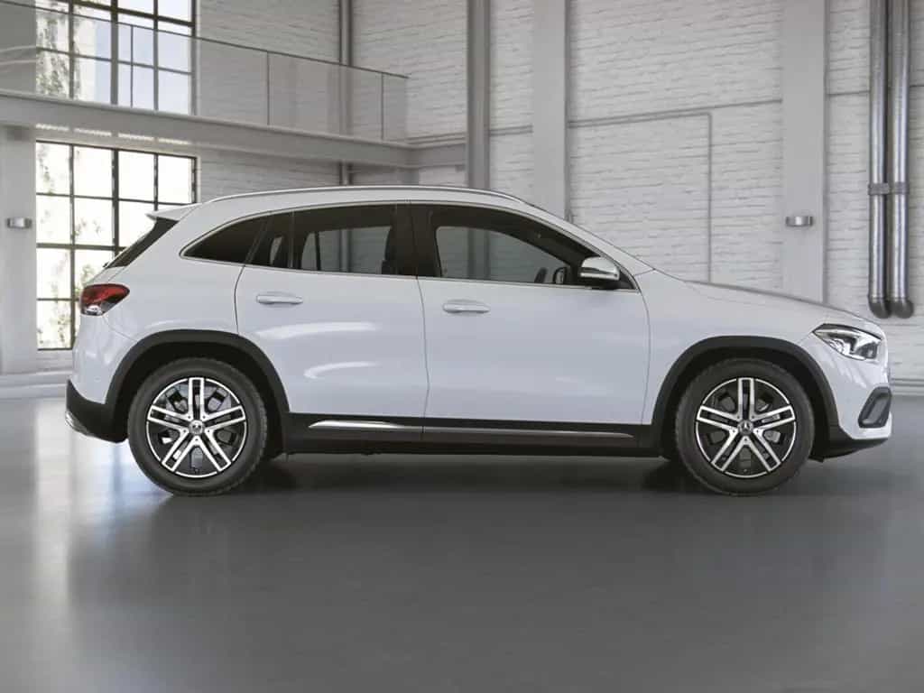 Mercedes-Benz GLA 250 4M PROG BUSI PANO AHK OFROAD KAMERA MBUX 04/2021-photo-3