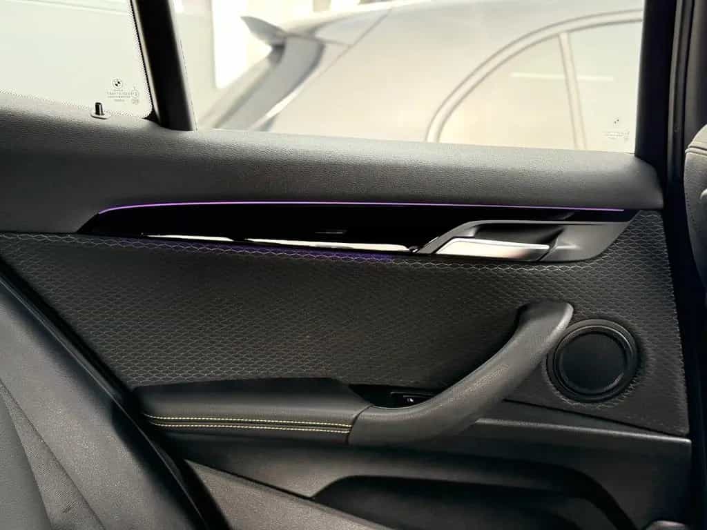 BMW X2 sDrive 18d M Sport*HUD*AHK*Scheckheftgepflegt 10/2019-photo-27