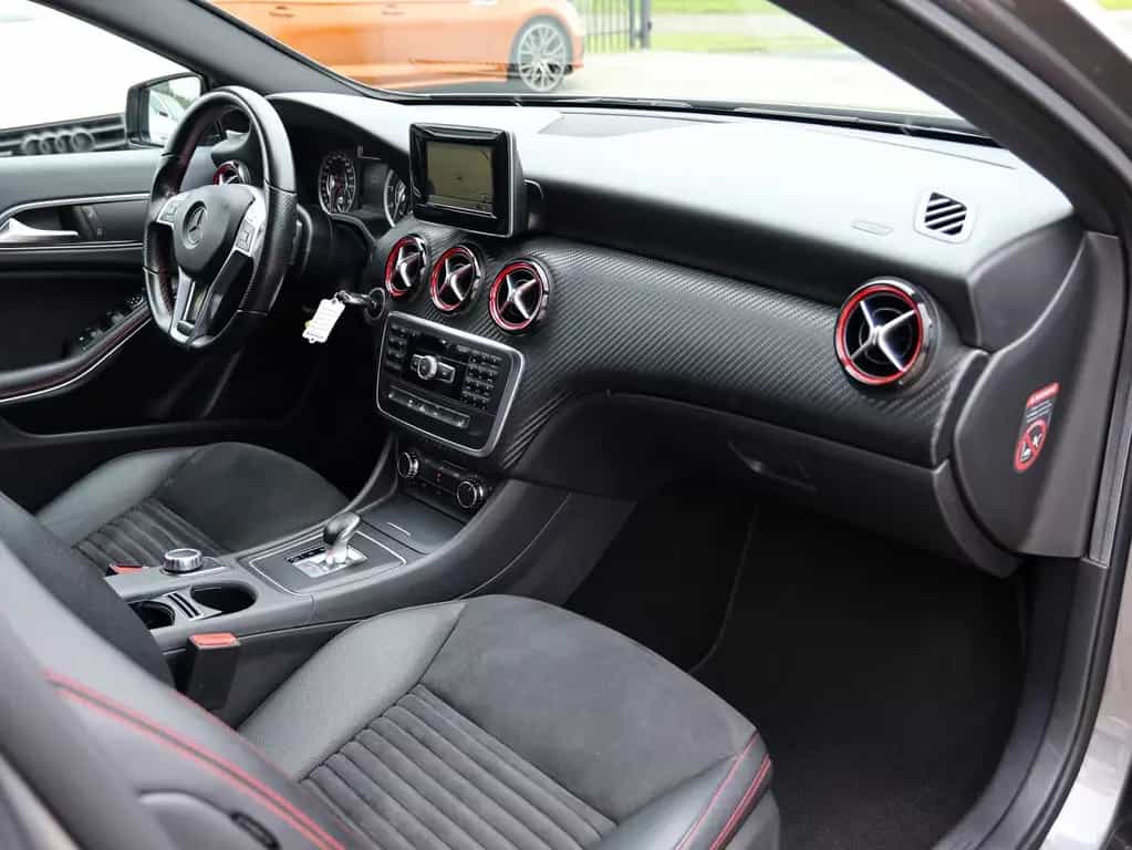 Mercedes-Benz A 45 AMG 4Matic - SPORTABGAS / NIGHT / KAMERA 10/2014-photo-19