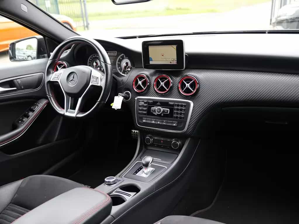 Mercedes-Benz A 45 AMG 4Matic - SPORTABGAS / NIGHT / KAMERA 10/2014-photo-20