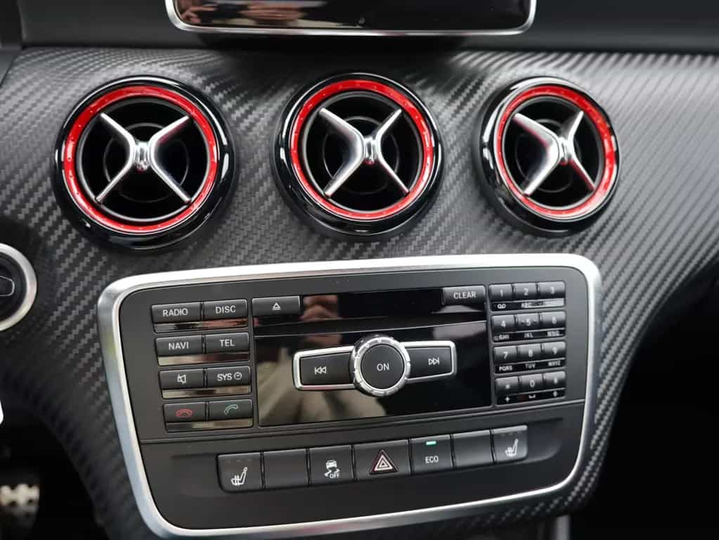 Mercedes-Benz A 45 AMG 4Matic - SPORTABGAS / NIGHT / KAMERA 10/2014-photo-30