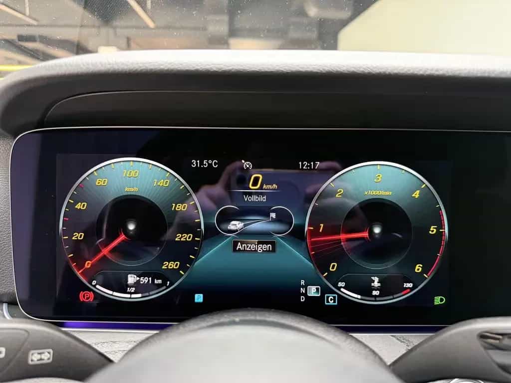 Mercedes-Benz E 220 d 4Matic T Avantgarde/Sparsam/Elegant 03/2021-photo-12