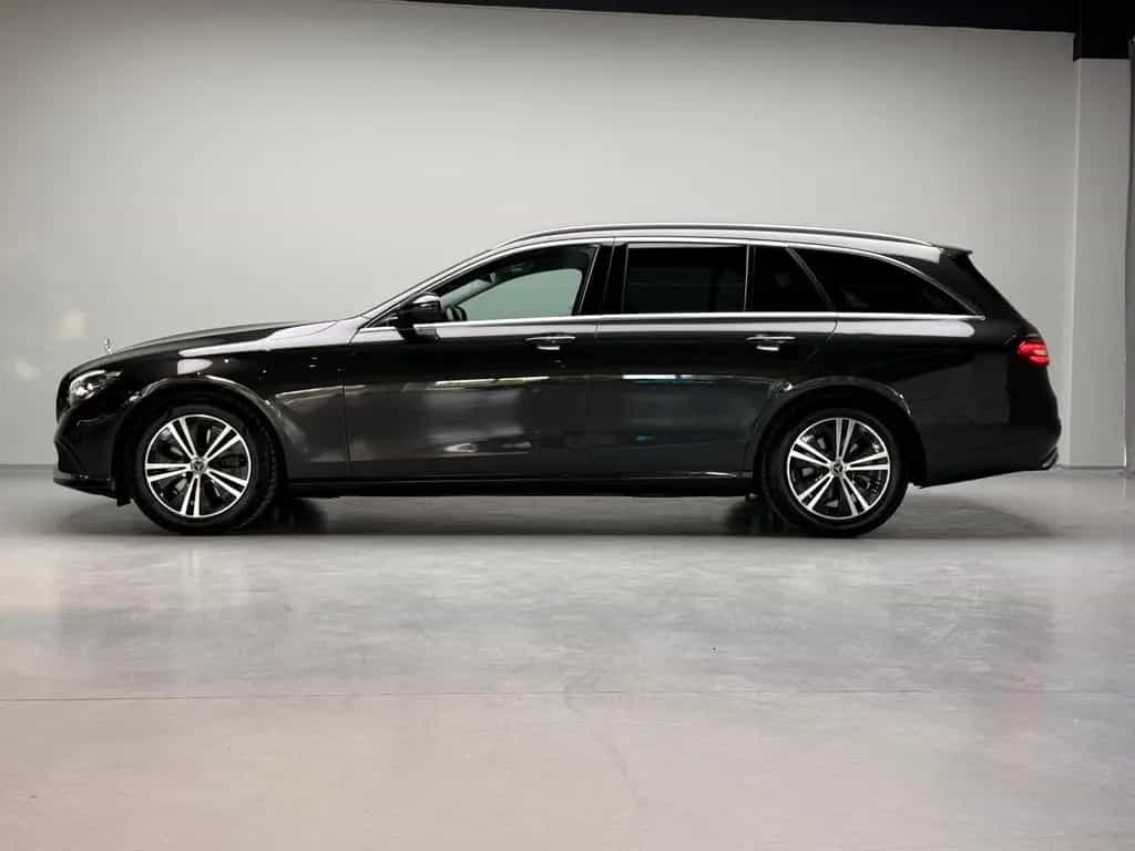 Mercedes-Benz E 220 d 4Matic T Avantgarde/Sparsam/Elegant 03/2021-photo-4