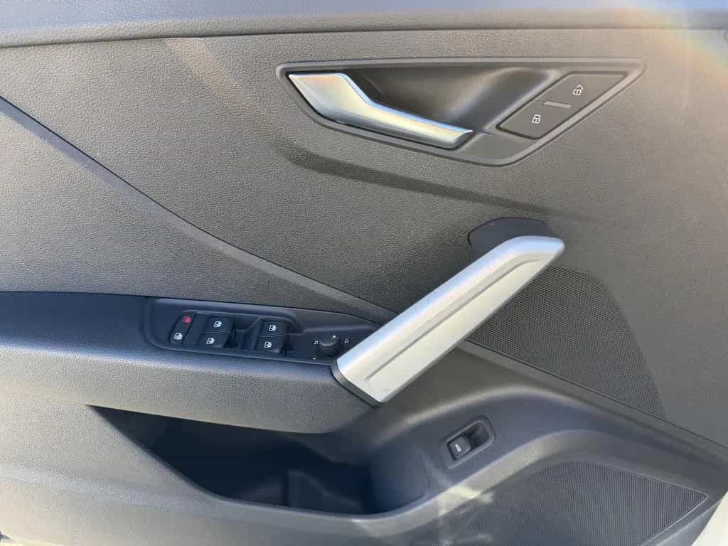 Audi Q2 35 TFSI S-Tronic / Sitzheizung / AKH 04/2019-photo-16