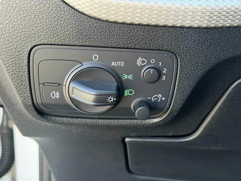 Audi Q2 35 TFSI S-Tronic / Sitzheizung / AKH 04/2019-photo-19