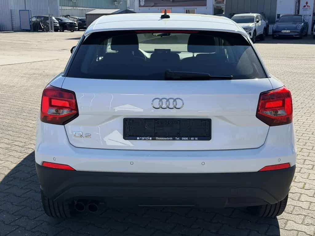 Audi Q2 35 TFSI S-Tronic / Sitzheizung / AKH 04/2019-photo-6