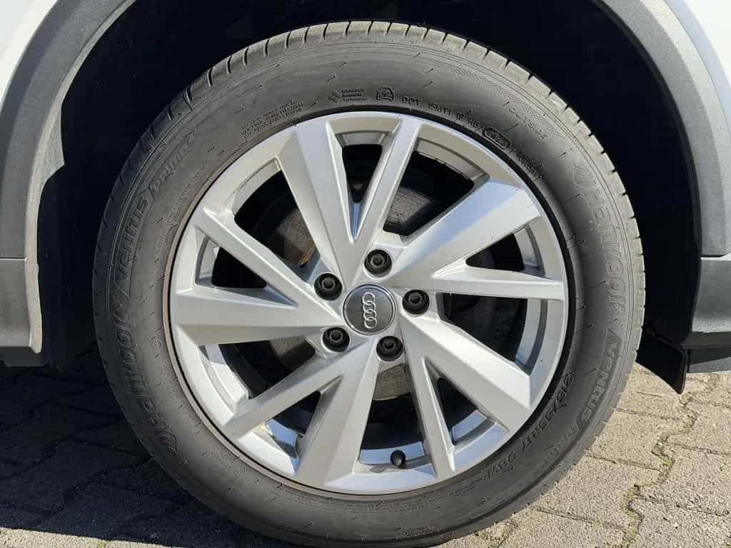 Audi Q2 35 TFSI S-Tronic / Sitzheizung / AKH 04/2019-photo-9