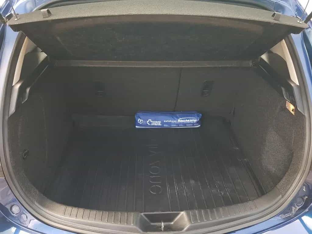 Mazda 3 1.6 MZR Edition 125 Sitzheizung PDC Bluetooth 09/2011-photo-16