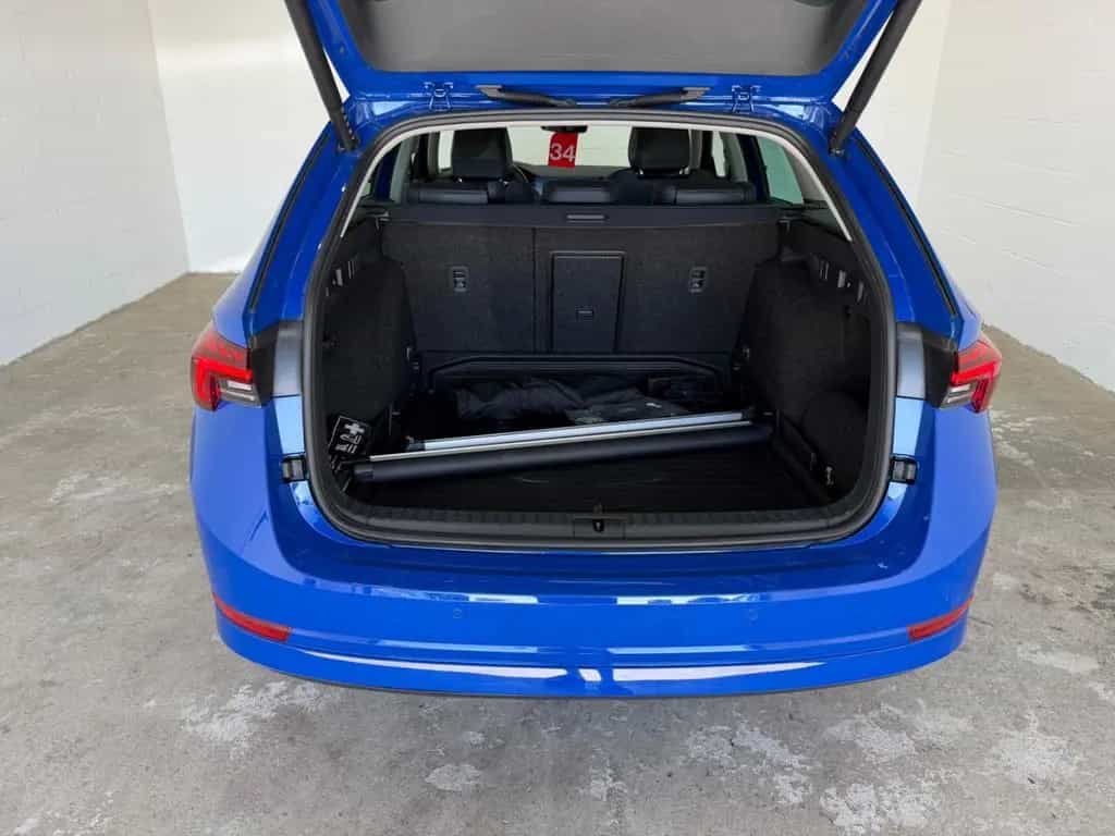 Skoda Octavia Combi Style 4x4+STANDH+ERGO-SITZE+LEDER+ 01/2023-photo-43
