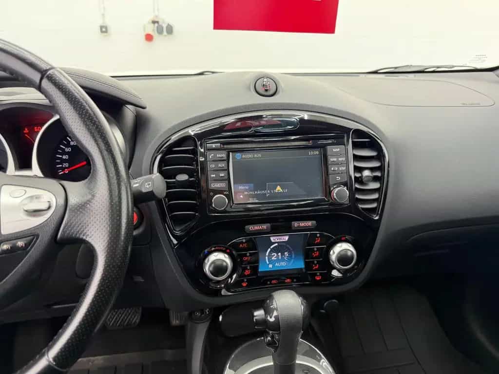 Nissan Juke Tekna 03/2015-photo-24