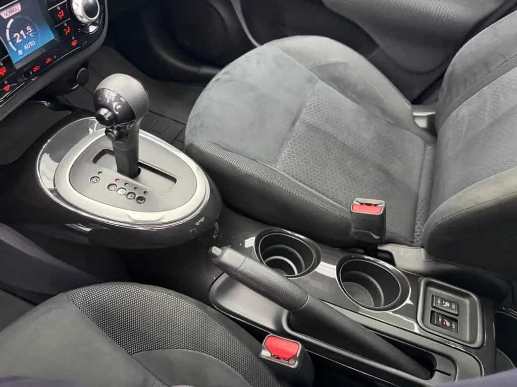 Nissan Juke Tekna 03/2015-photo-28
