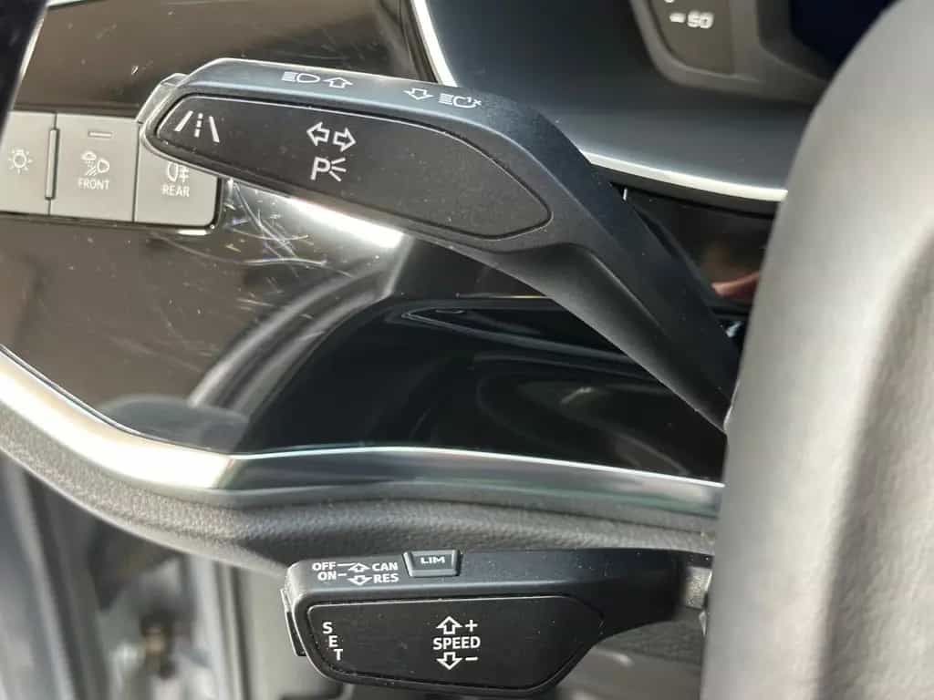 Audi Q3 35 TDI S tronic+NAVI+VIRTUAL+LED+DAB+SOUND S. 08/2019-photo-18