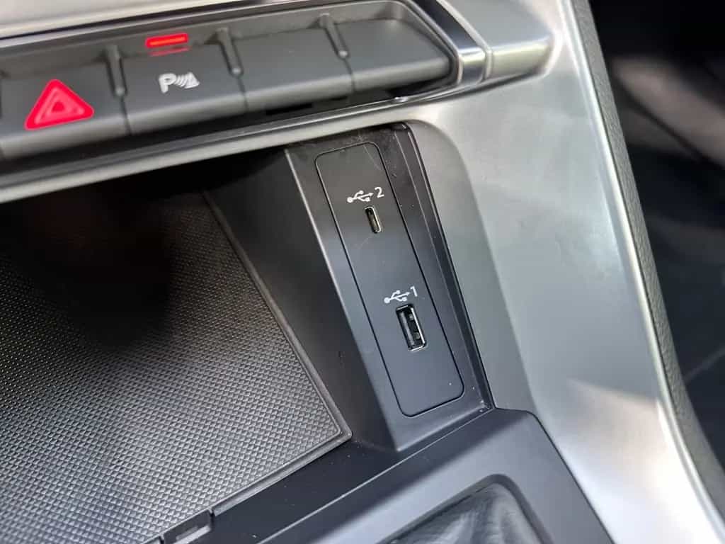 Audi Q3 35 TDI S tronic+NAVI+VIRTUAL+LED+DAB+SOUND S. 08/2019-photo-29