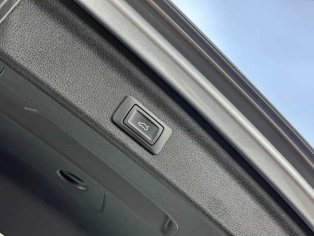 Audi Q3 35 TDI S tronic+NAVI+VIRTUAL+LED+DAB+SOUND S. 08/2019-photo-41