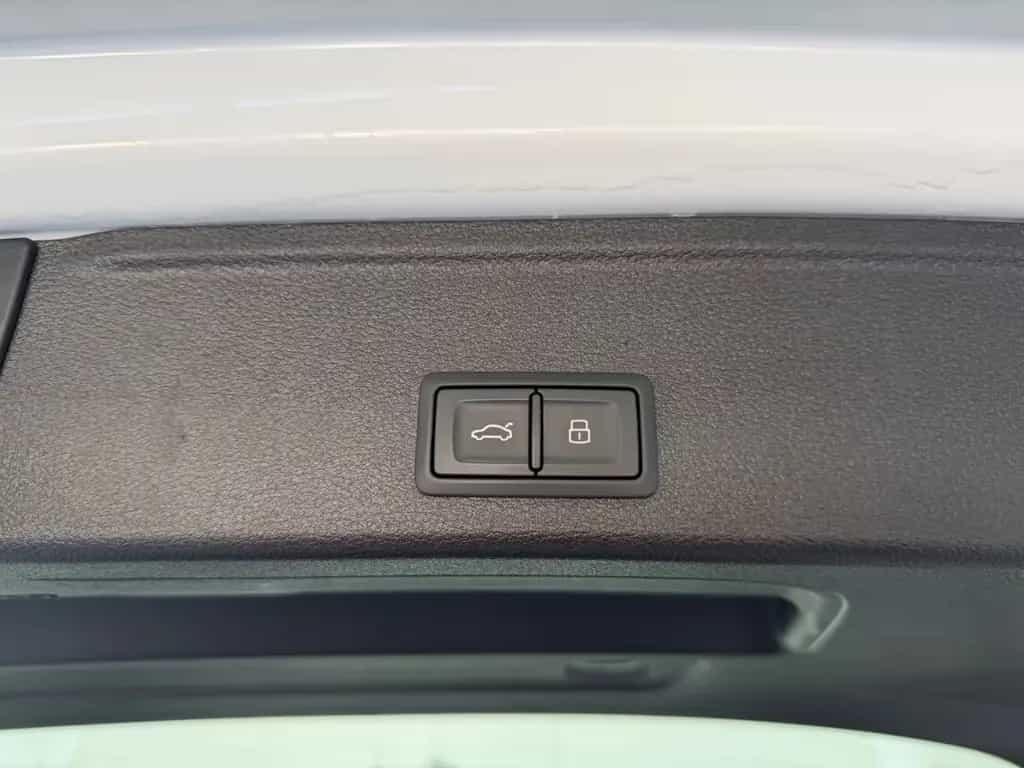 Audi A4 Avant 35 TFSI S tronic+STANDH+LEDER+MATRIX+ 01/2023-photo-42