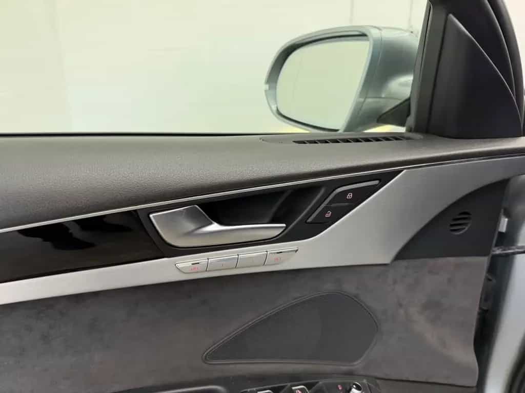 Audi A8 4.2 FSI quattro tiptronic+GEWERBE+EXPORT+ 10/2011-photo-31