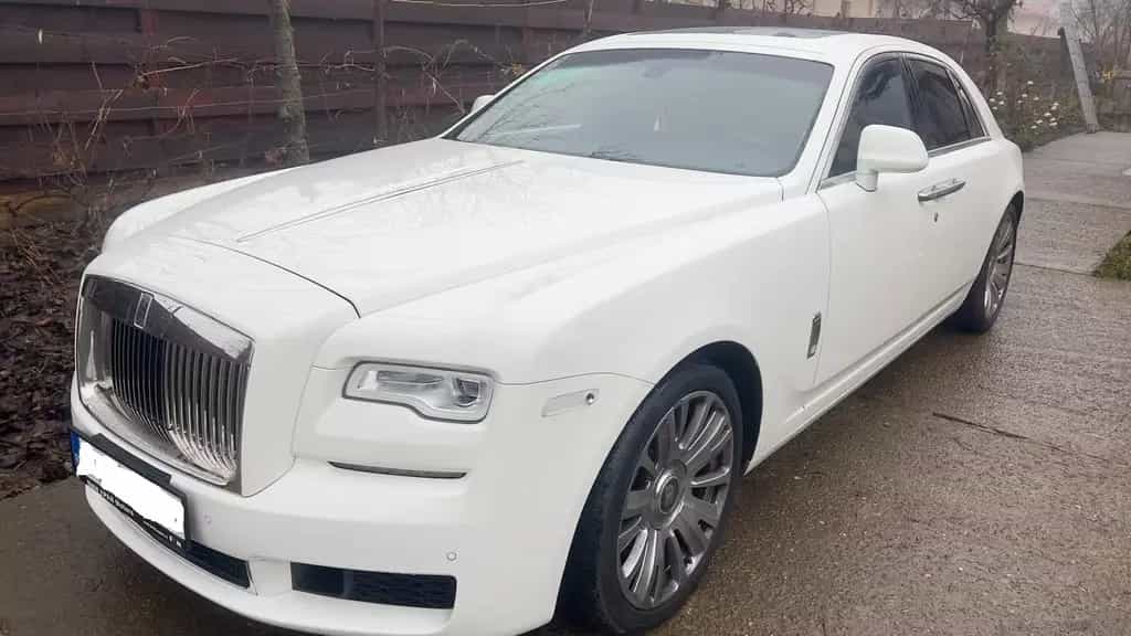 Rolls-Royce Ghost Very Low Milage Drives And Feels Like New 08/2019-photo-1