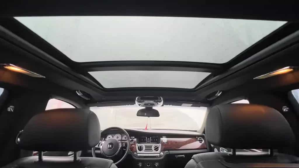 Rolls-Royce Ghost Very Low Milage Drives And Feels Like New 08/2019-photo-13