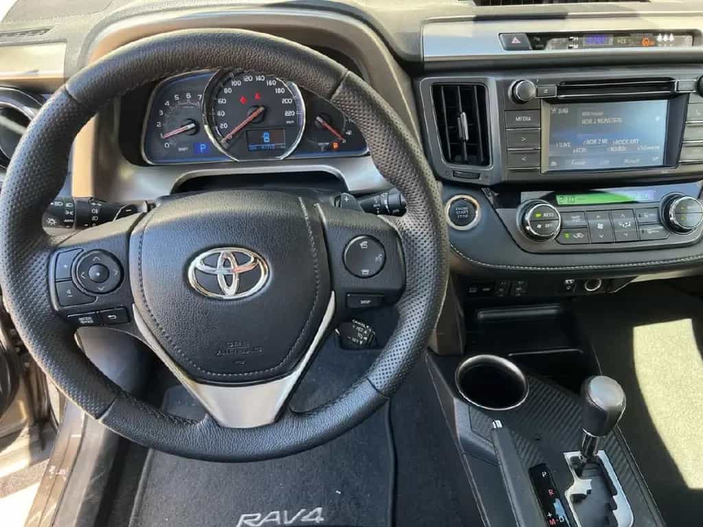 Toyota RAV 4 RAV4 Executive,KLIMA,NAVI,XENON,KAMERA,SH,MFL,ZV 04/2015-photo-7