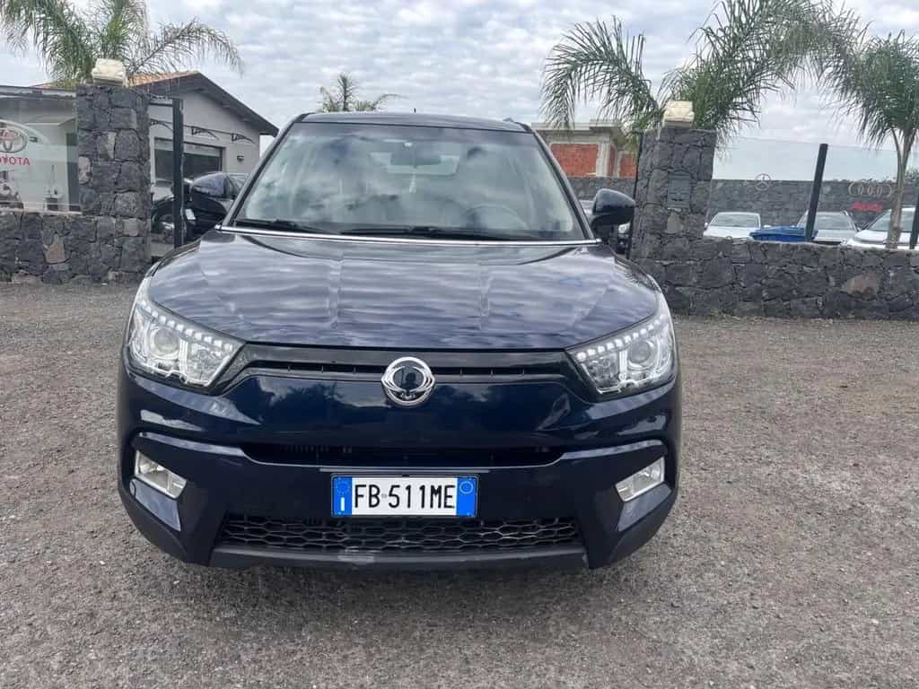 Ssangyong Tivoli 1.6d 2WD XDI 06/2015-photo-1