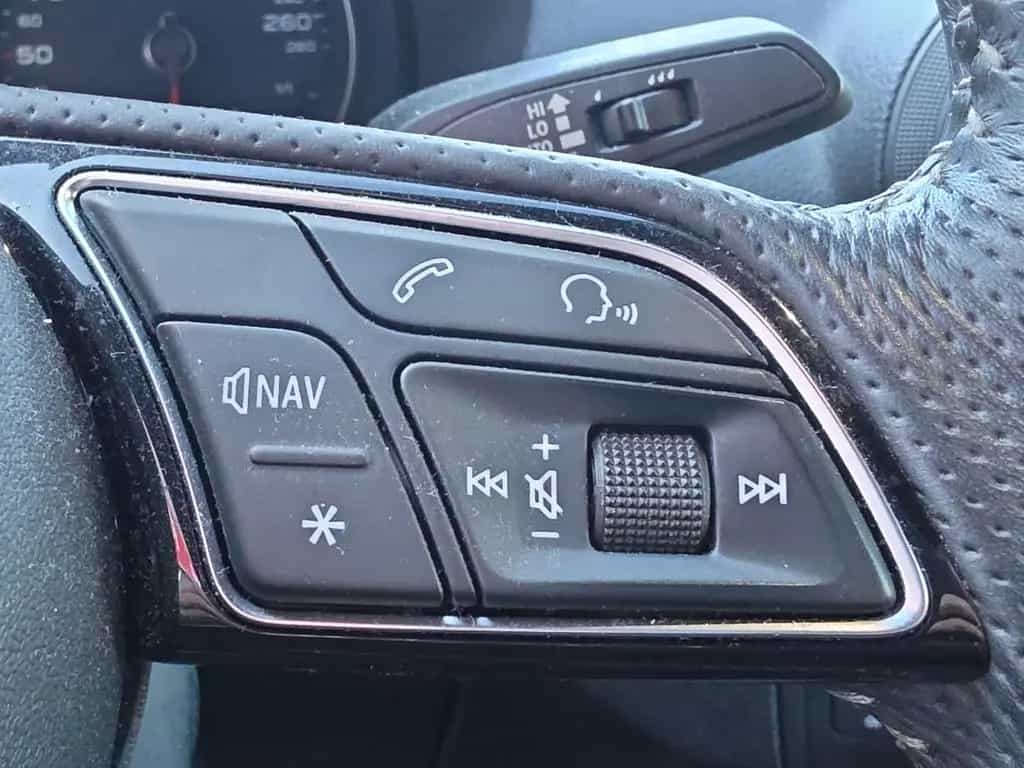 Audi Q2 35 TFSI SPORT S-LINE NAVI LED PDC SHZ LEDER 04/2019-photo-23