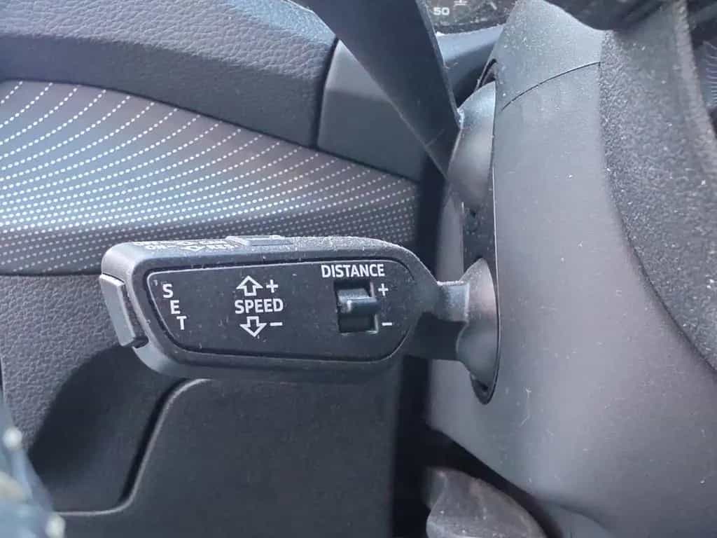 Audi Q2 35 TFSI SPORT S-LINE NAVI LED PDC SHZ LEDER 04/2019-photo-24