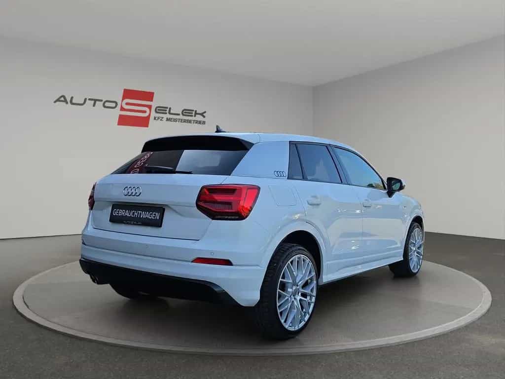 Audi Q2 35 TFSI SPORT S-LINE NAVI LED PDC SHZ LEDER 04/2019-photo-4