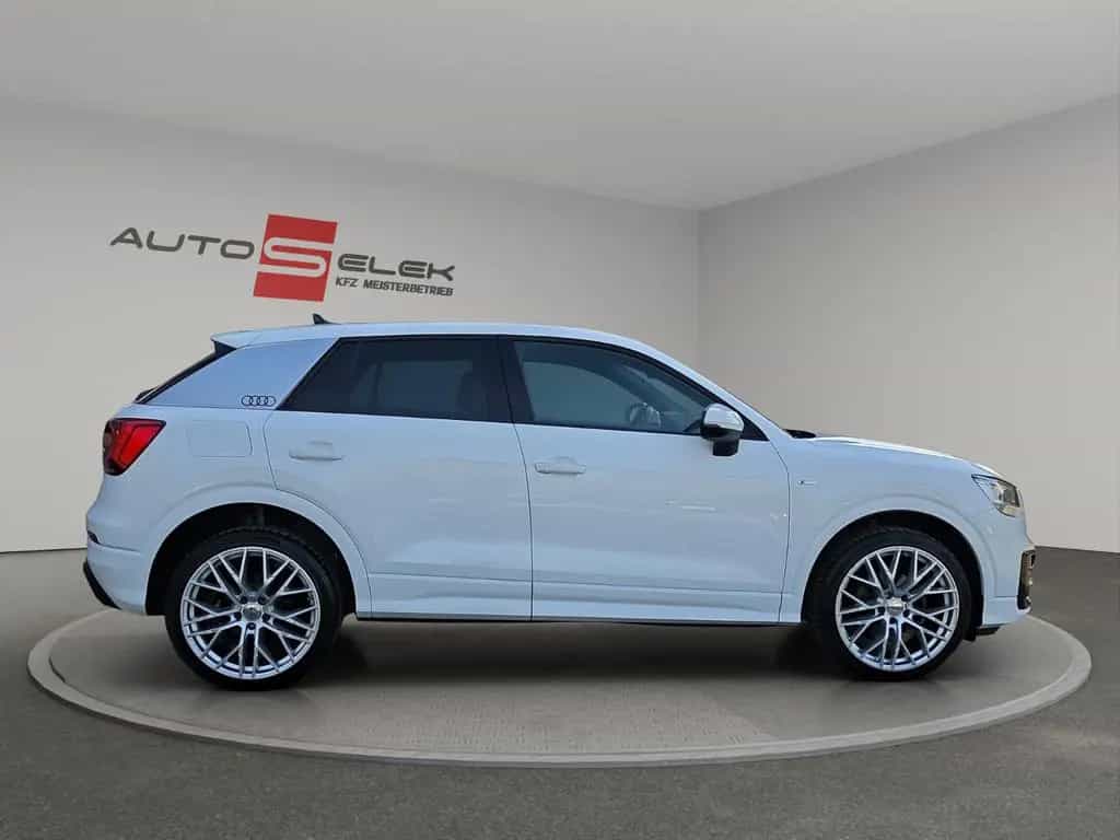 Audi Q2 35 TFSI SPORT S-LINE NAVI LED PDC SHZ LEDER 04/2019-photo-5