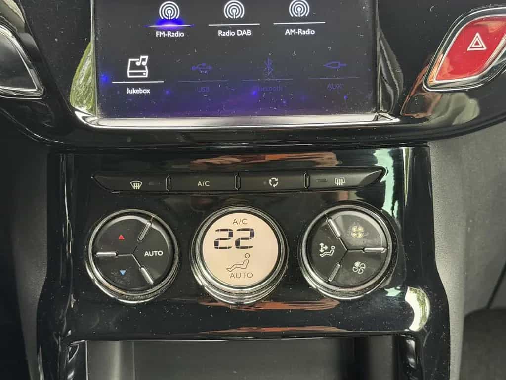 DS Automobiles Other 3 Sport Chic THP 165 LED Navi Rü-Kamera Tempomat 06/2016-photo-19