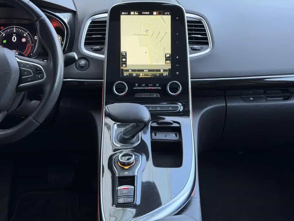 Renault Espace Business Edition Pano Rü-Kamera Leder 06/2019-photo-21