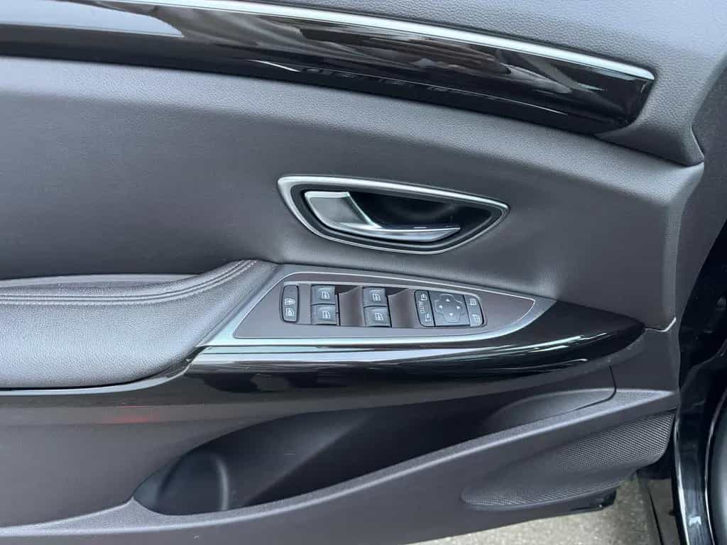 Renault Espace Business Edition Pano Rü-Kamera Leder 06/2019-photo-27