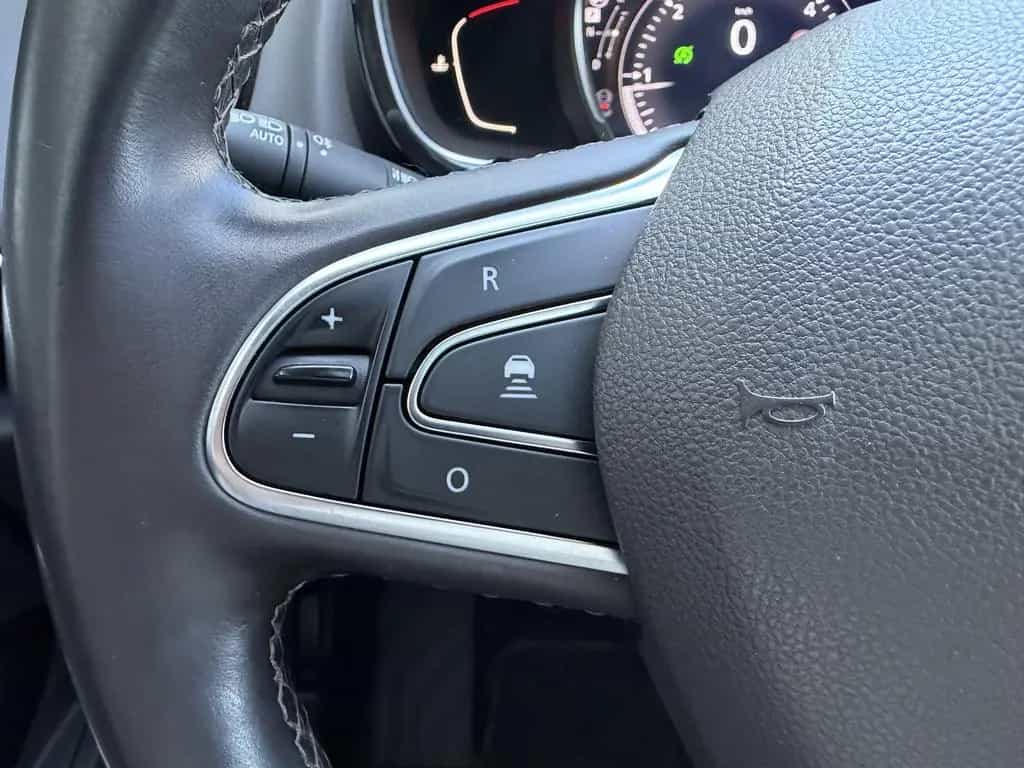 Renault Espace Business Edition Pano Rü-Kamera Leder 06/2019-photo-28