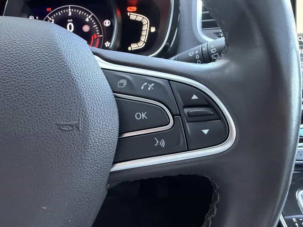 Renault Espace Business Edition Pano Rü-Kamera Leder 06/2019-photo-29