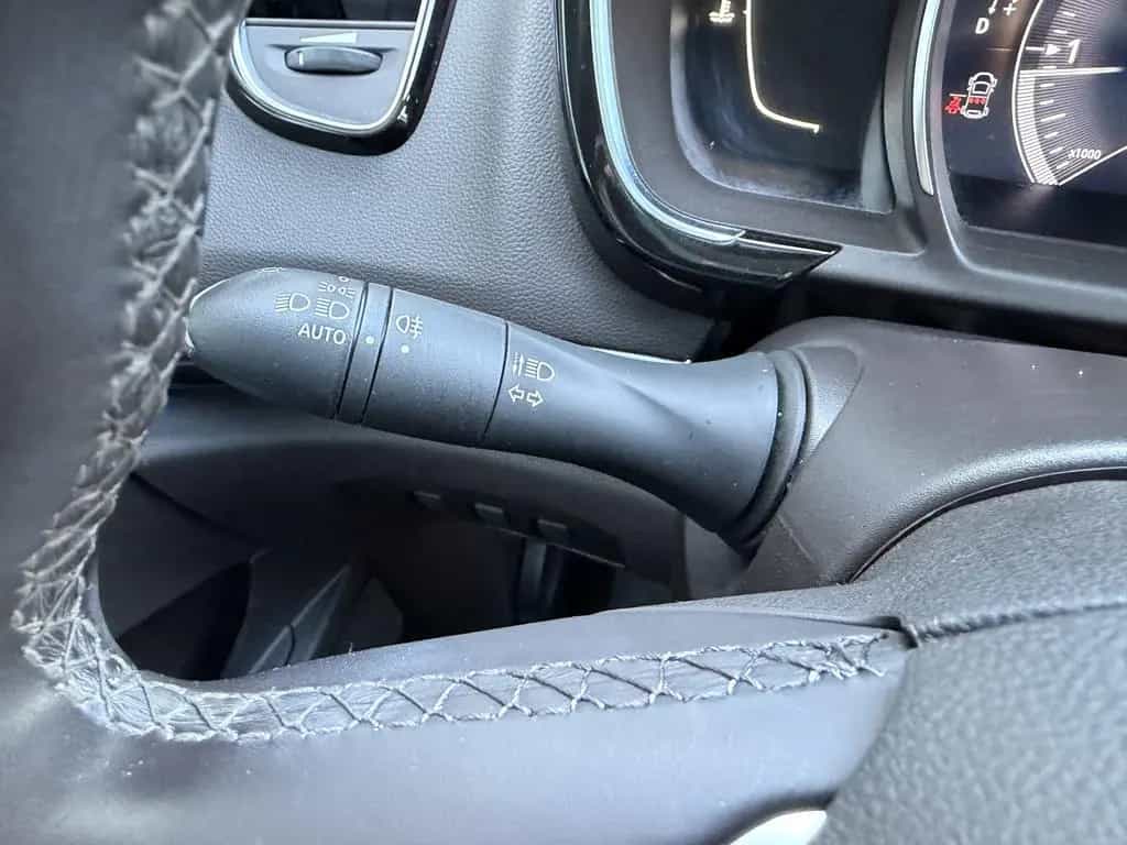 Renault Espace Business Edition Pano Rü-Kamera Leder 06/2019-photo-31