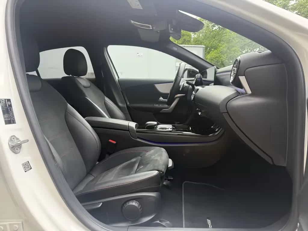 Mercedes-Benz A 200 Limo AMG - Problem STEUERKETTE ! 06/2020-photo-23