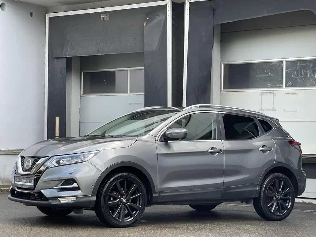 Nissan Qashqai Tekna LED Navi Pano Kamera-360° Abn.AHK 12/2017-photo-1