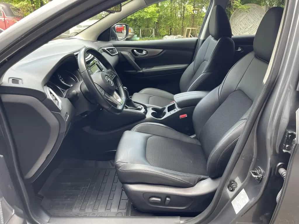Nissan Qashqai Tekna LED Navi Pano Kamera-360° Abn.AHK 12/2017-photo-11