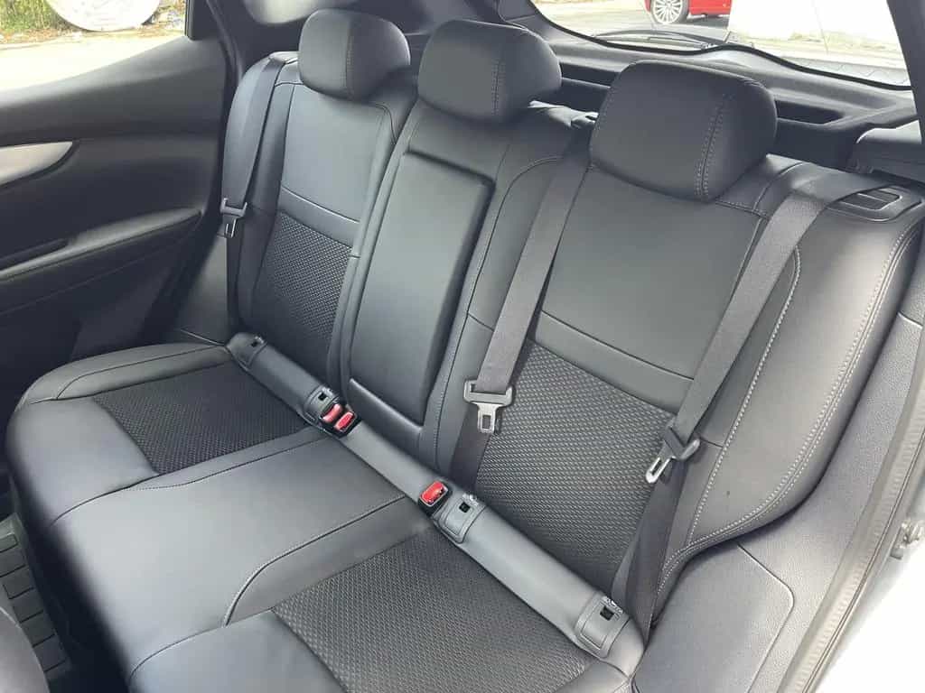 Nissan Qashqai Tekna LED Navi Pano Kamera-360° Abn.AHK 12/2017-photo-14