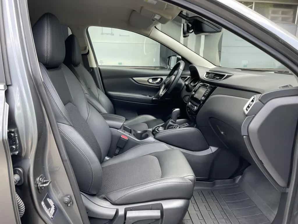 Nissan Qashqai Tekna LED Navi Pano Kamera-360° Abn.AHK 12/2017-photo-21