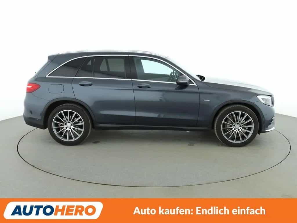 Mercedes-Benz GLC 250 4Matic AMG Line Aut. *DESIGNO*LED*ACC* 04/2016-photo-6