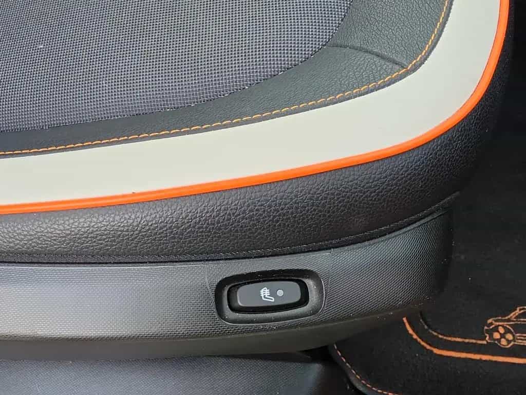 Renault Twingo GT Tempomat SHZ PDC TÜV NEU 08/2017-photo-15