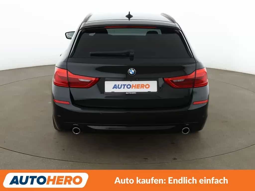 BMW 520 d Mild-Hybrid Aut.*NAVI*LED*PDC*TEMPO*SHZ*ALU 12/2019-photo-4