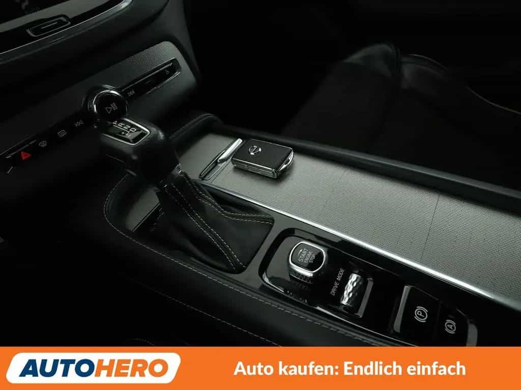 Volvo XC90 2.0 D5 R-Design AWD Aut.*360CAM*HUD*ACC*HK* 01/2019-photo-23
