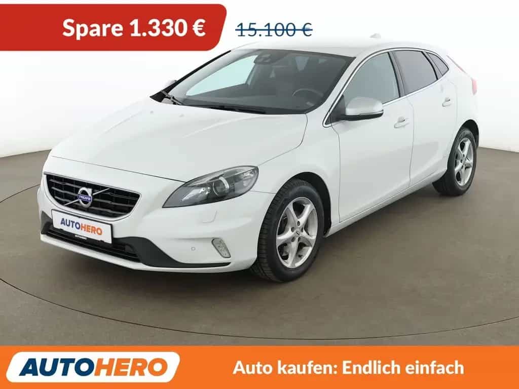 Volvo V40 1.5 Momentum Aut.*NAV*TEMP*CAM*PDC*SHZ*ALU* 03/2016-photo-0
