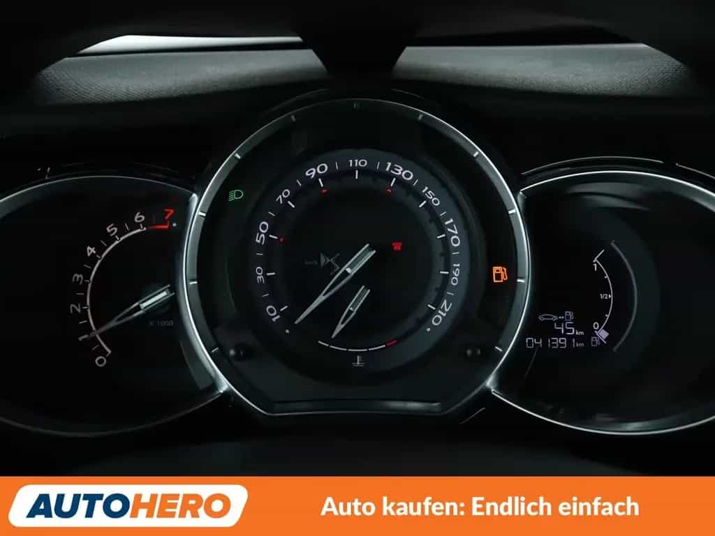 DS Automobiles DS3 1.2 PureTech SportChic *NAVI*LED*TEMPO*CAM* 11/2017-photo-19
